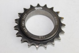 VOLKSWAGEN GOLF 5 1.6I 2006 CRANKSHAFT GEAR