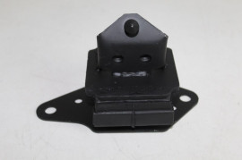 ISUZU KB300 4JJ1 LH 2014  ENGINE MOUNTING